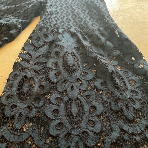 NWT Lane Bryant lace top - Picture 2 of 3